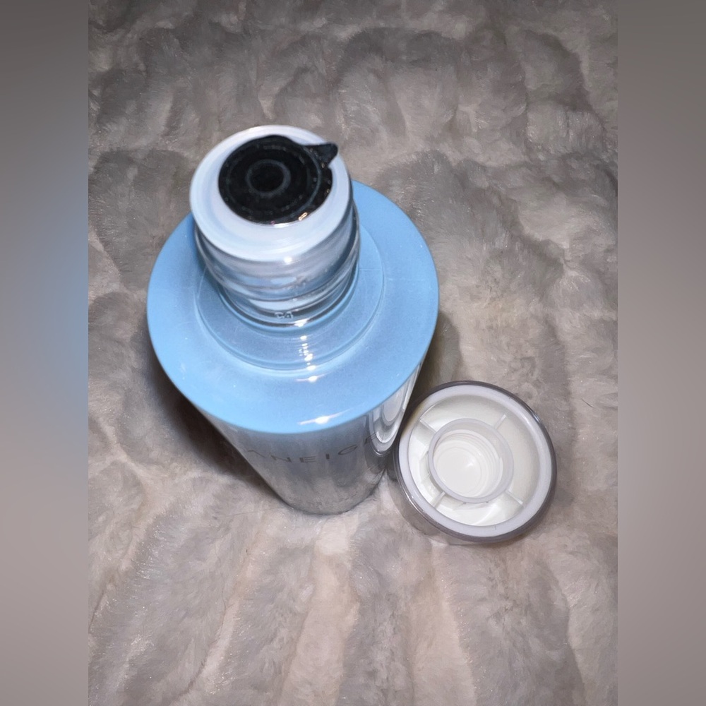 LANEIGE Essential Balancing Skin Refiner Light 200ml - Picture 5 of 5